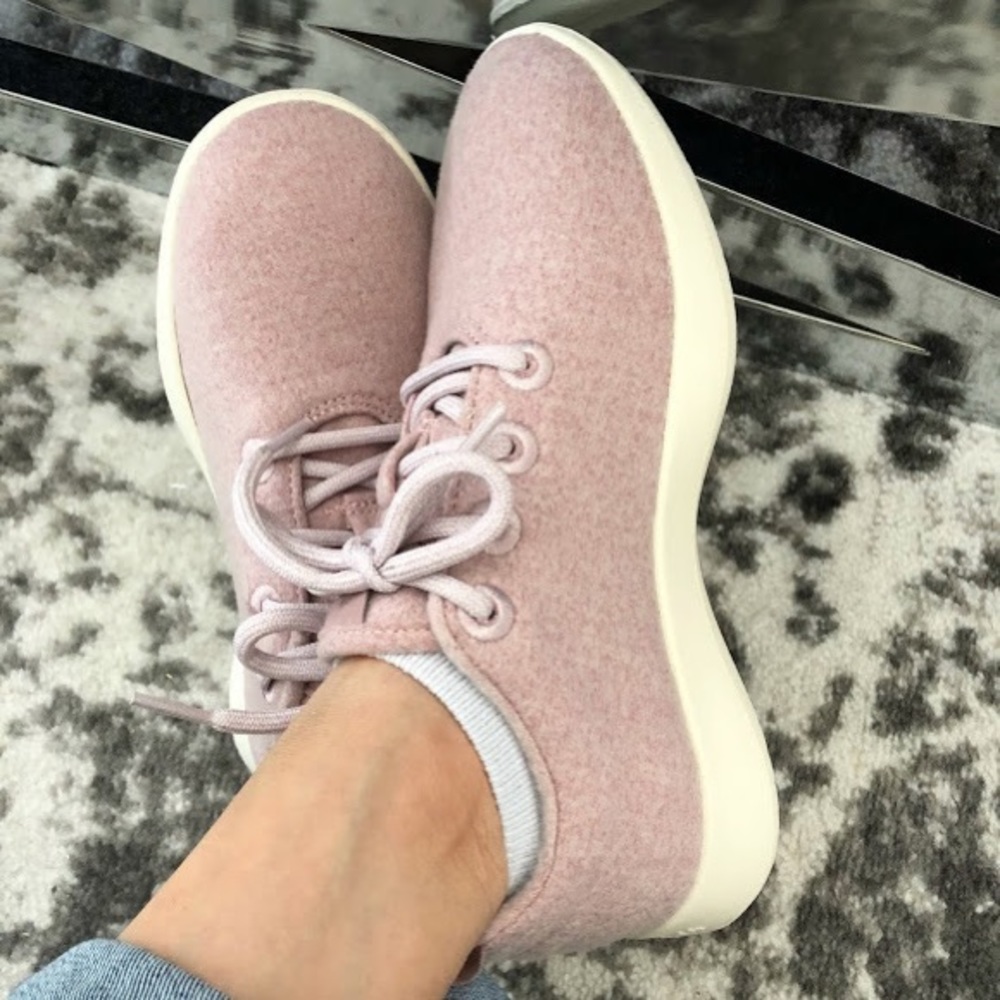 Size 8 Allbirds wool runners, pale pink! So comfortable and cute